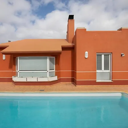 Villa La Rioja *